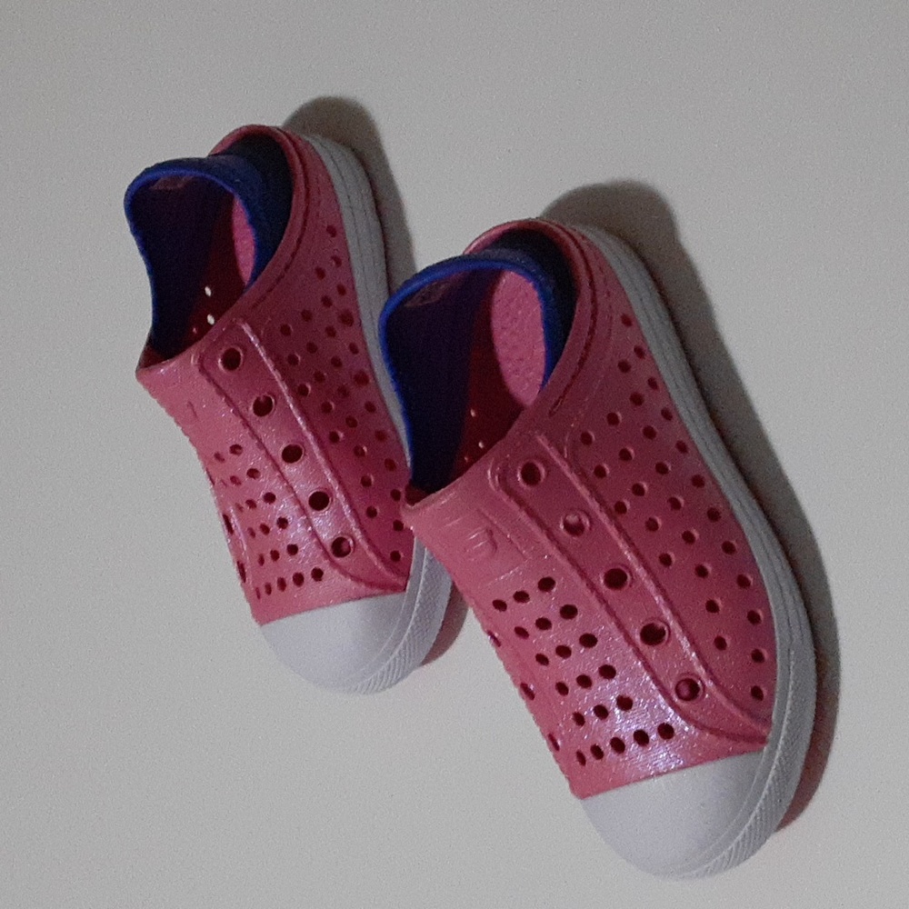 Sketcher's Sparkly Summer Shoes